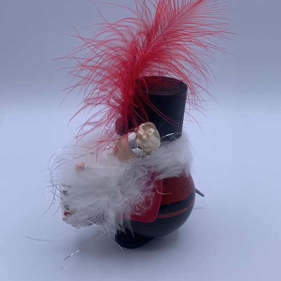 Handmade Kitsch Nut Cracker Ballet Toy Soldier Lightbulb Christmas Tree Ornament - Picture 5 of 8